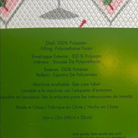 Kate Spade Strawberry Print Cooler Bag  & Reversible Drying Mat - Picture 8 of 8